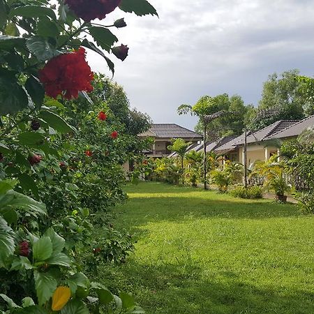 西哈努克 The Moonflower Bungalow酒店 外观 照片
