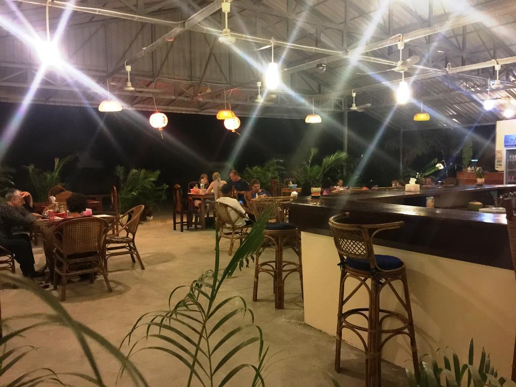 西哈努克 The Moonflower Bungalow酒店 外观 照片
