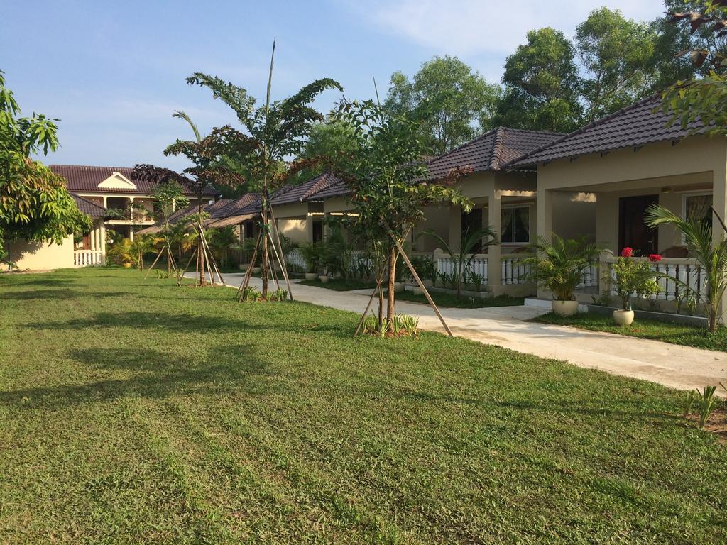 西哈努克 The Moonflower Bungalow酒店 外观 照片