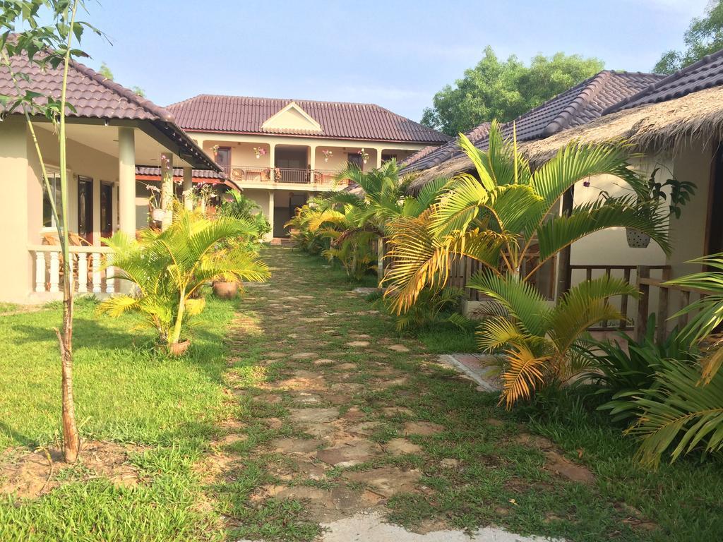 西哈努克 The Moonflower Bungalow酒店 外观 照片