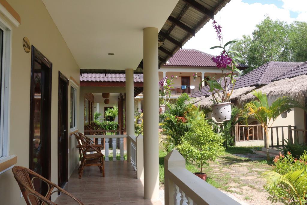 西哈努克 The Moonflower Bungalow酒店 外观 照片