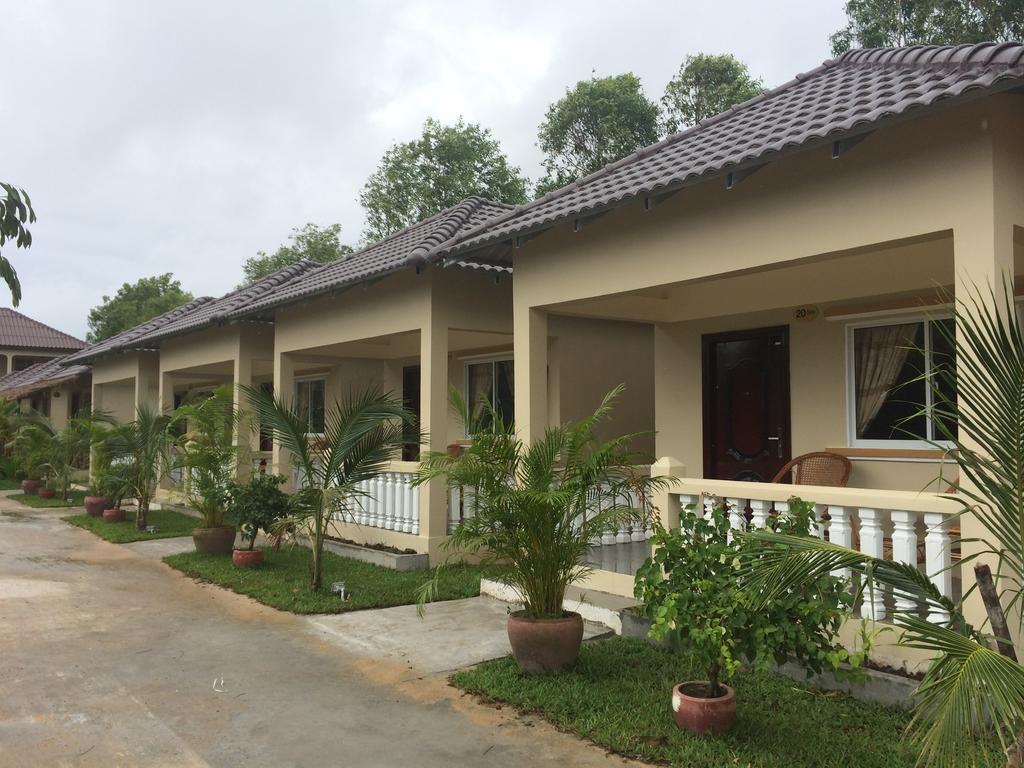 西哈努克 The Moonflower Bungalow酒店 外观 照片